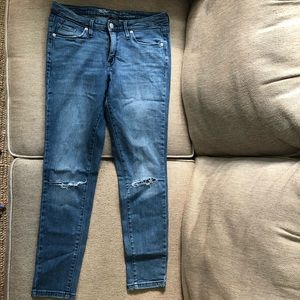 Mid Rise Skinny Jeans Size 8 Like New Condition